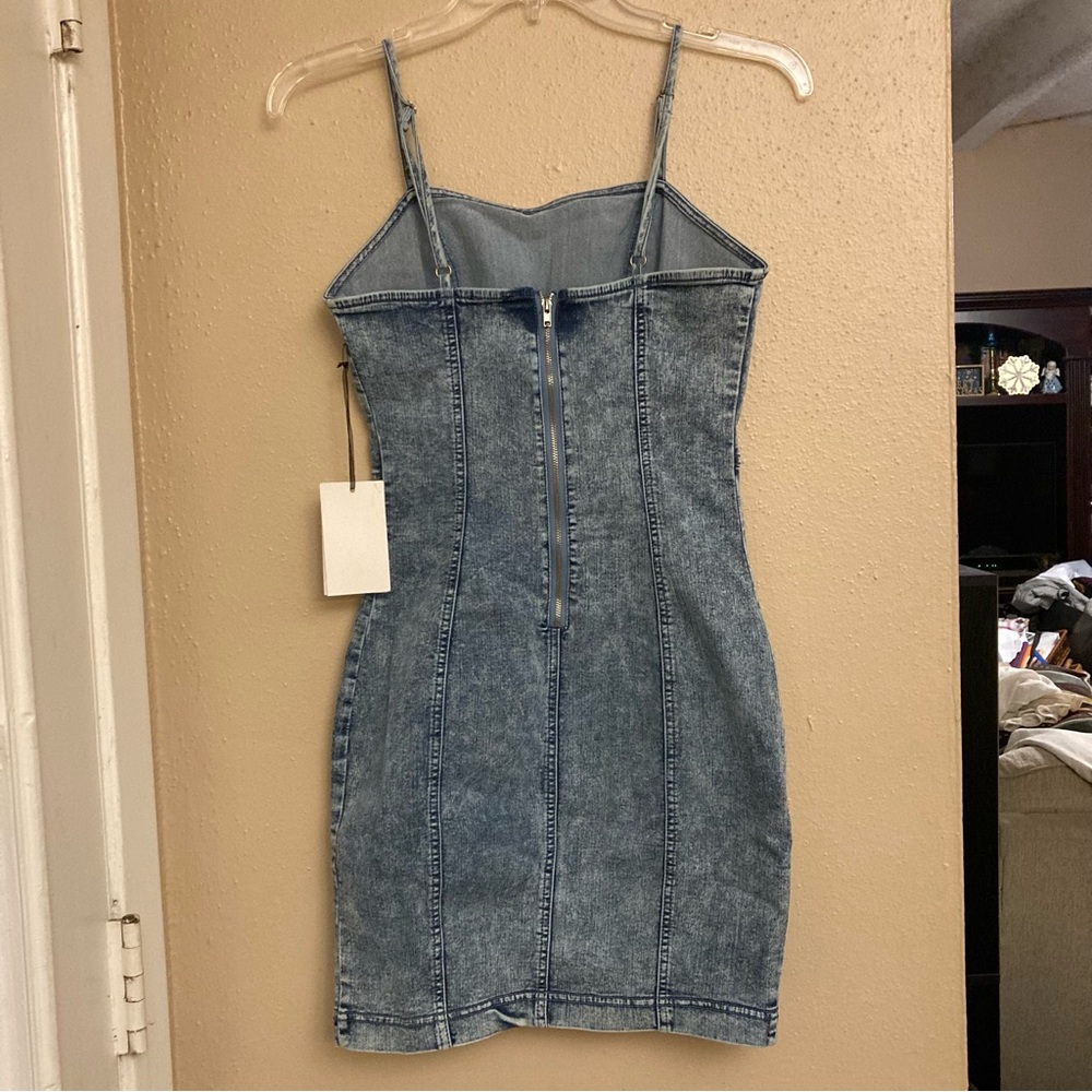 Iris Denim Bodycon Dress - Picture 4 of 11